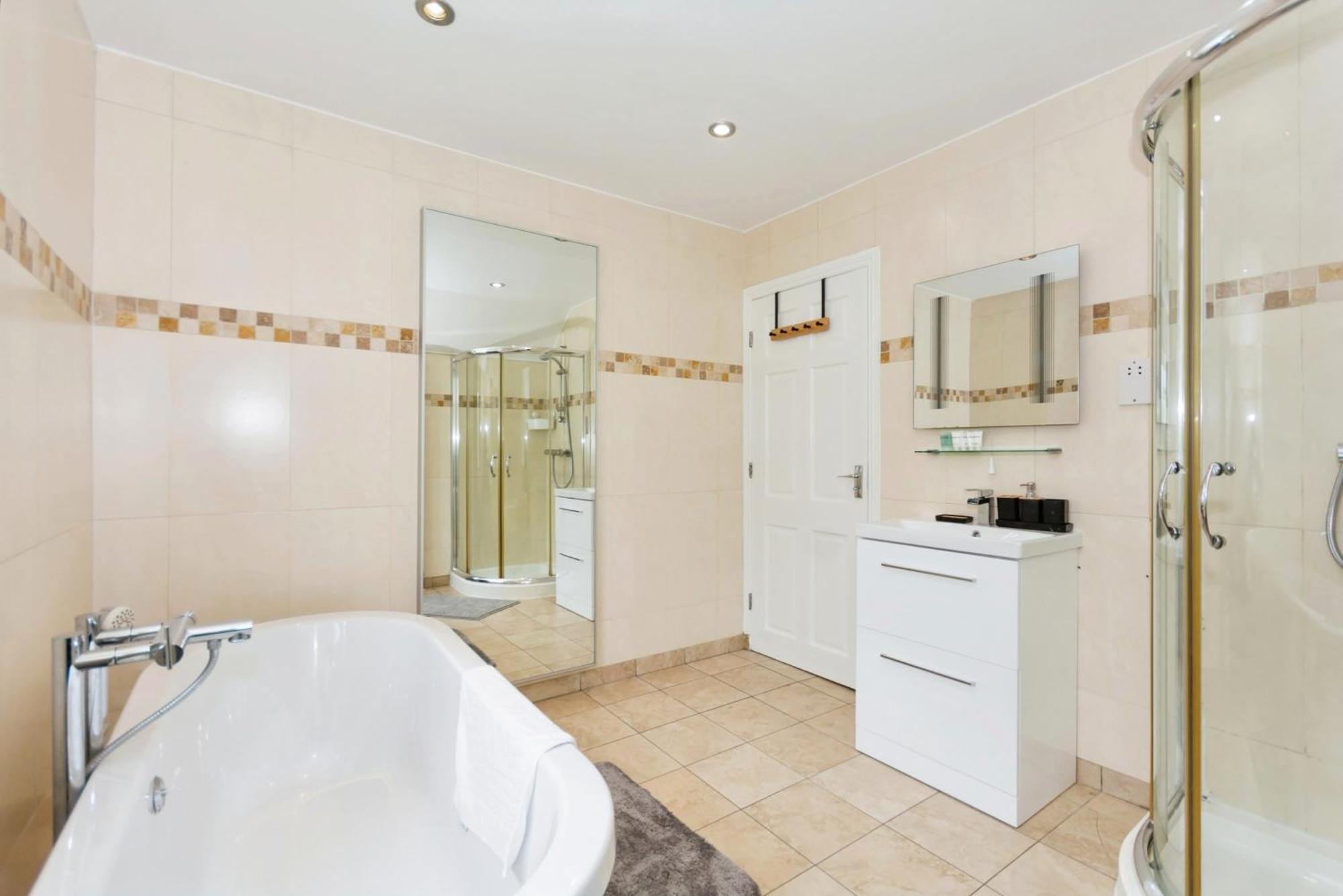 Modern 3 Bed Home - Solihull Centre Εξωτερικό φωτογραφία